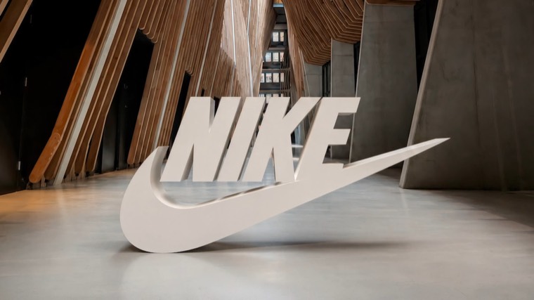 Seamlessly nike